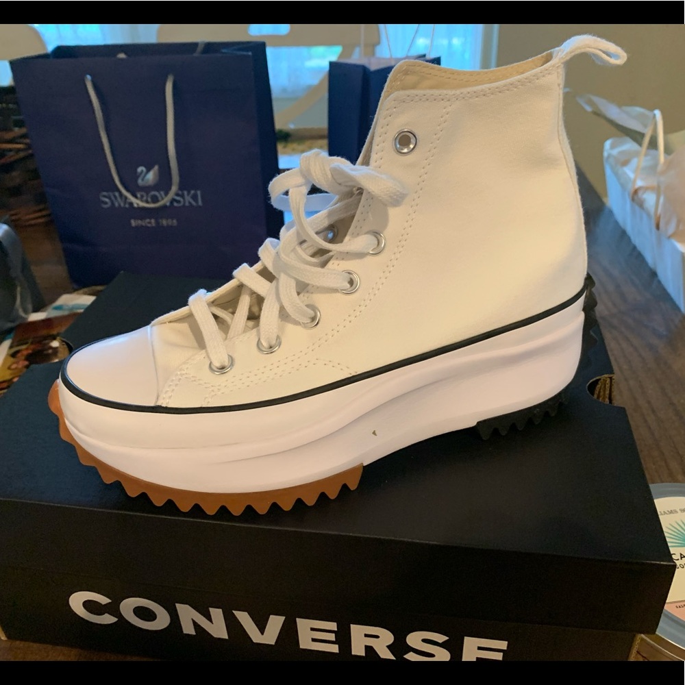 Converse Run Star Hike